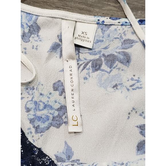 LC Lauren Conrad Blue Lace Floral Print Spaghetti Strap Tank Top Shirt - Picture 4 of 8